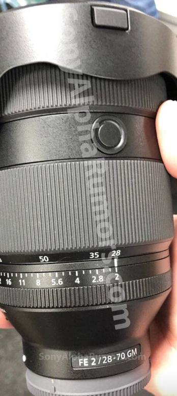 Ống kính Sony FE 28-70mm f/2.0 GM sẽ có giá dưới 3000$